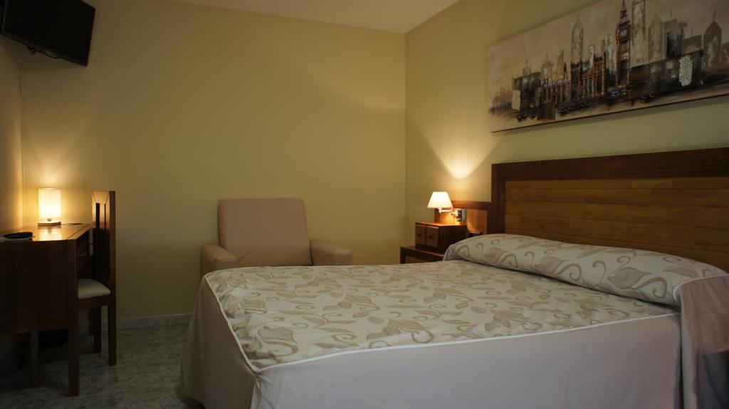 Hotel Puente Romano Alcantara  Room photo